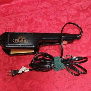 Black and Gold Ceramic Hair Straightener